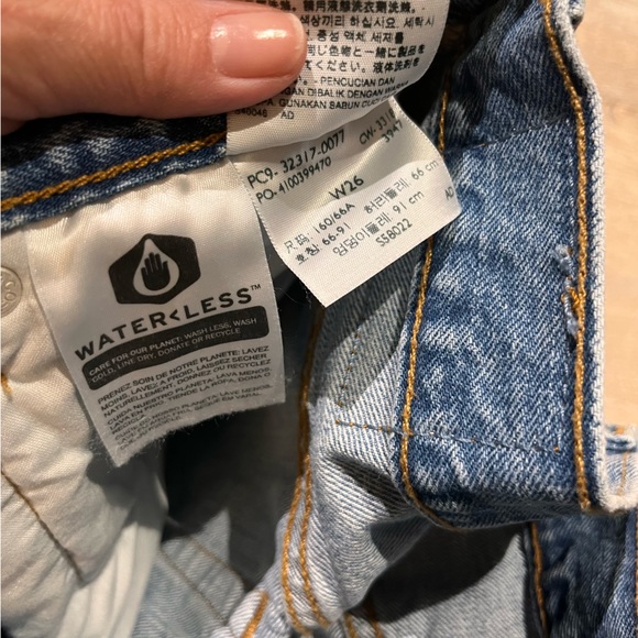 Lot of two Levi’s 501 high waisted denim shorts size 26 - Picture 5 of 5